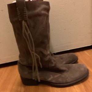 Dani black suede boot